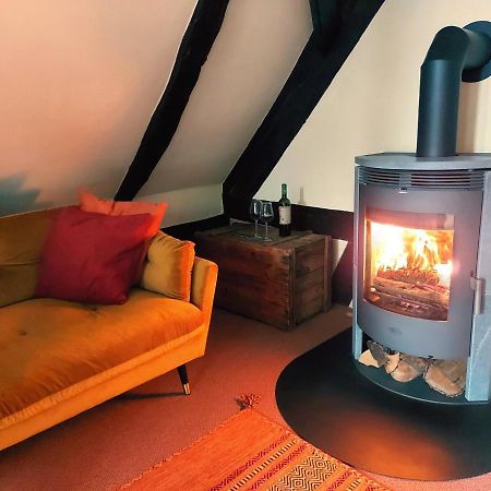 Historische Ferienwohnung Mit Kamin In Lich Ngoại thất bức ảnh