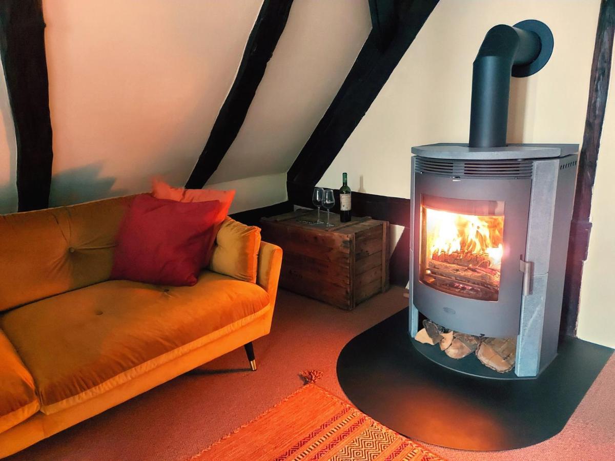 Historische Ferienwohnung Mit Kamin In Lich Ngoại thất bức ảnh